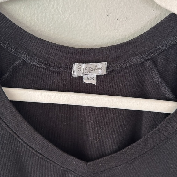 PJ Harlow Frankie Rib Knit Side Slit Sweatshirt - Black - Picture 2 of 4